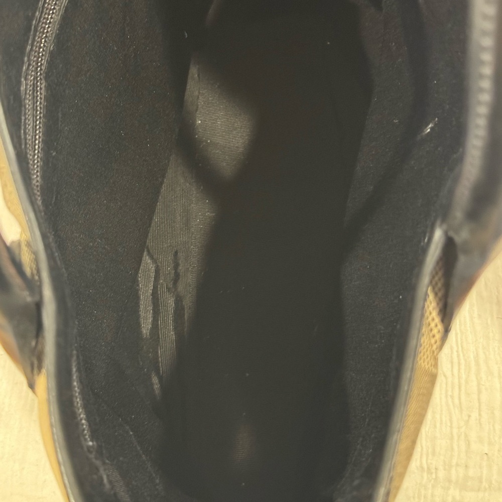 Bally Black Textured Handbag - Picture 8 of 8